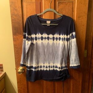 Chico Zenergy, NEW NEVER WORN, tie dye, NAVY BLUE, LIGHT BLUE and WHITE top.
